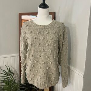 Elegant Textured Knit Sweater in Gray